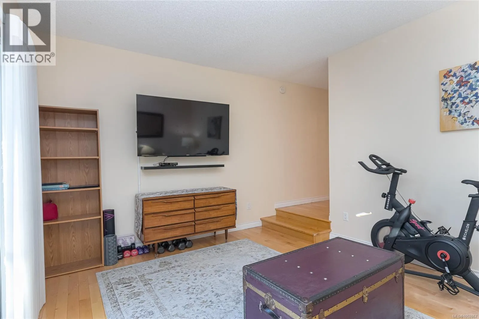 878 Denford Cres