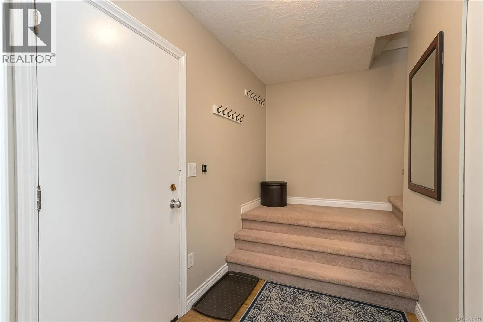 878 Denford Cres
