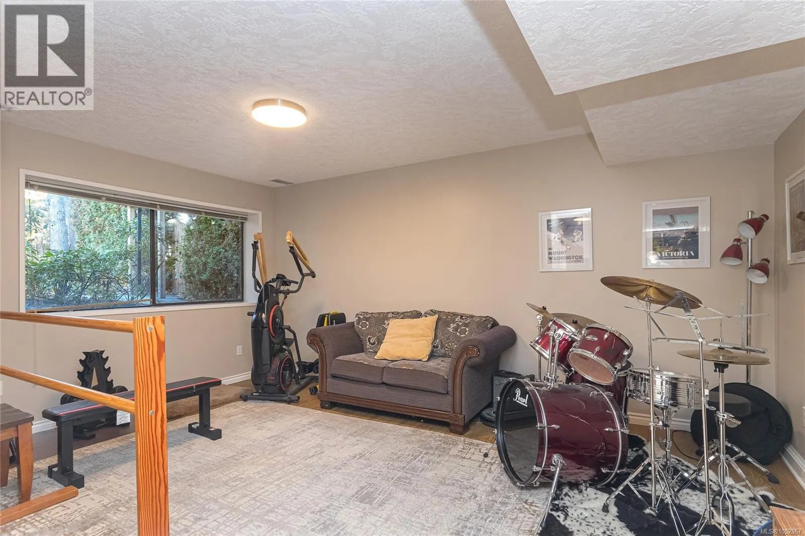 878 Denford Cres