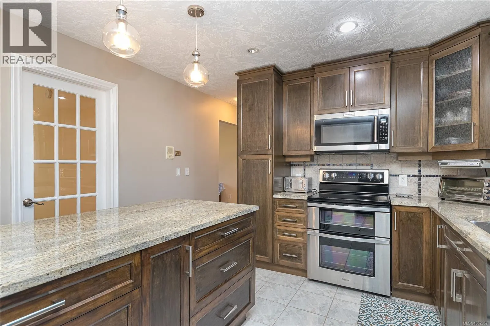 878 Denford Cres