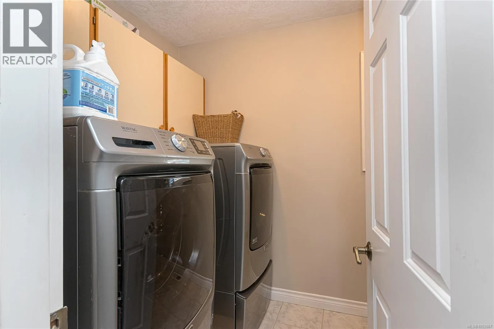 878 Denford Cres