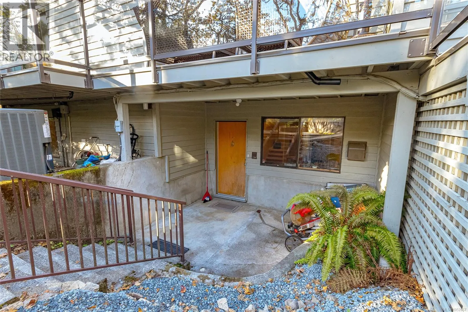 878 Denford Cres