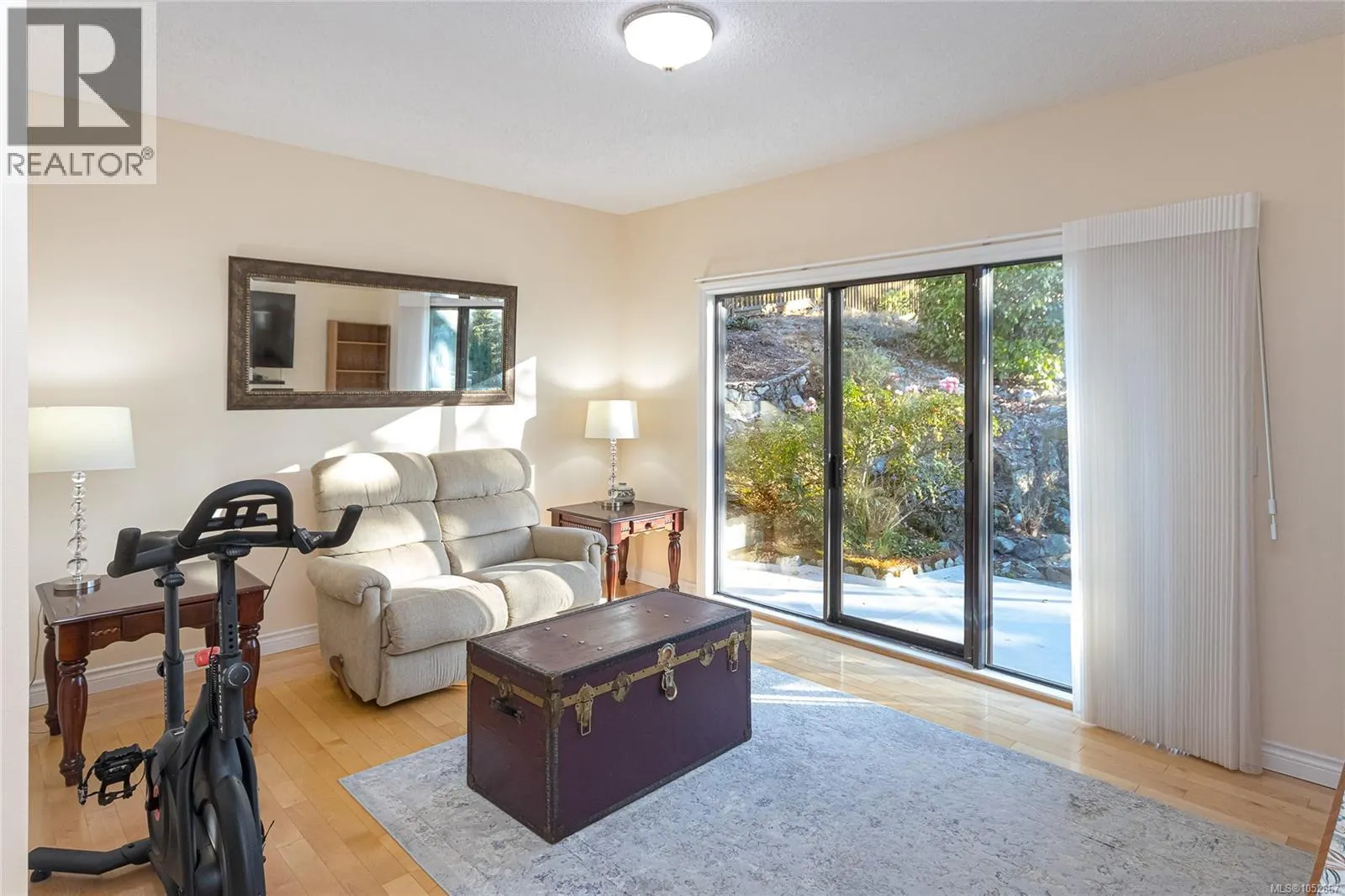 878 Denford Cres