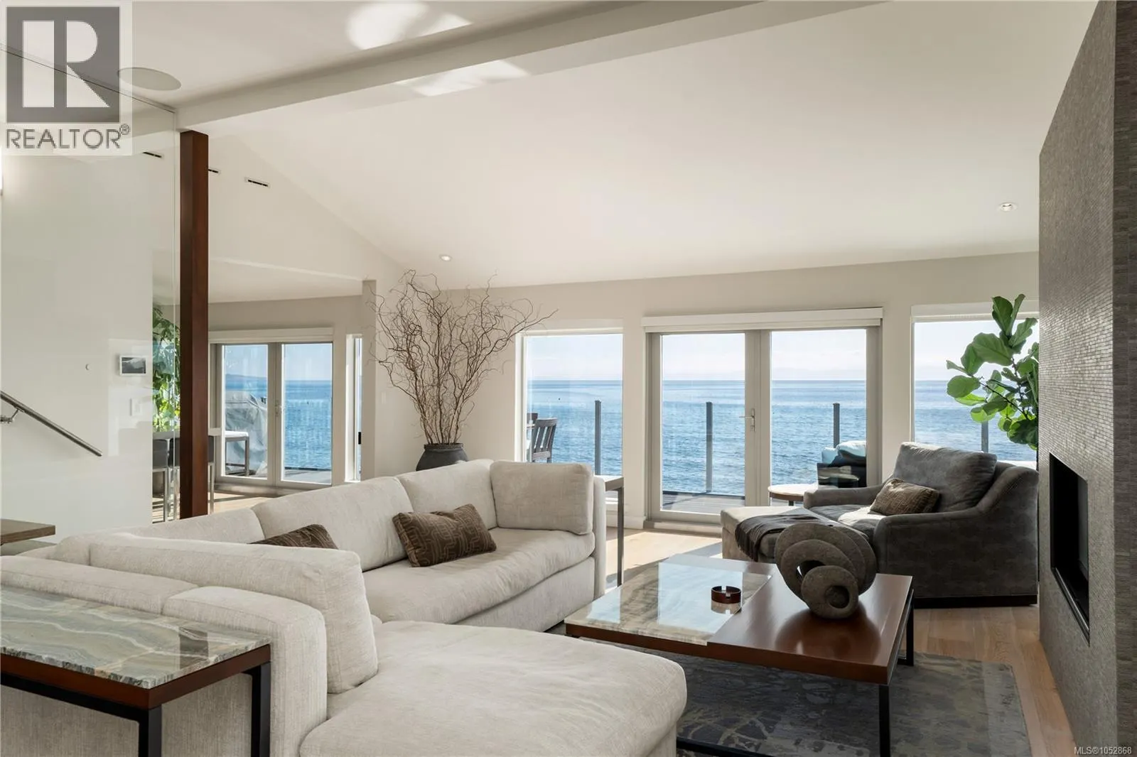 5039 Cordova Bay Rd