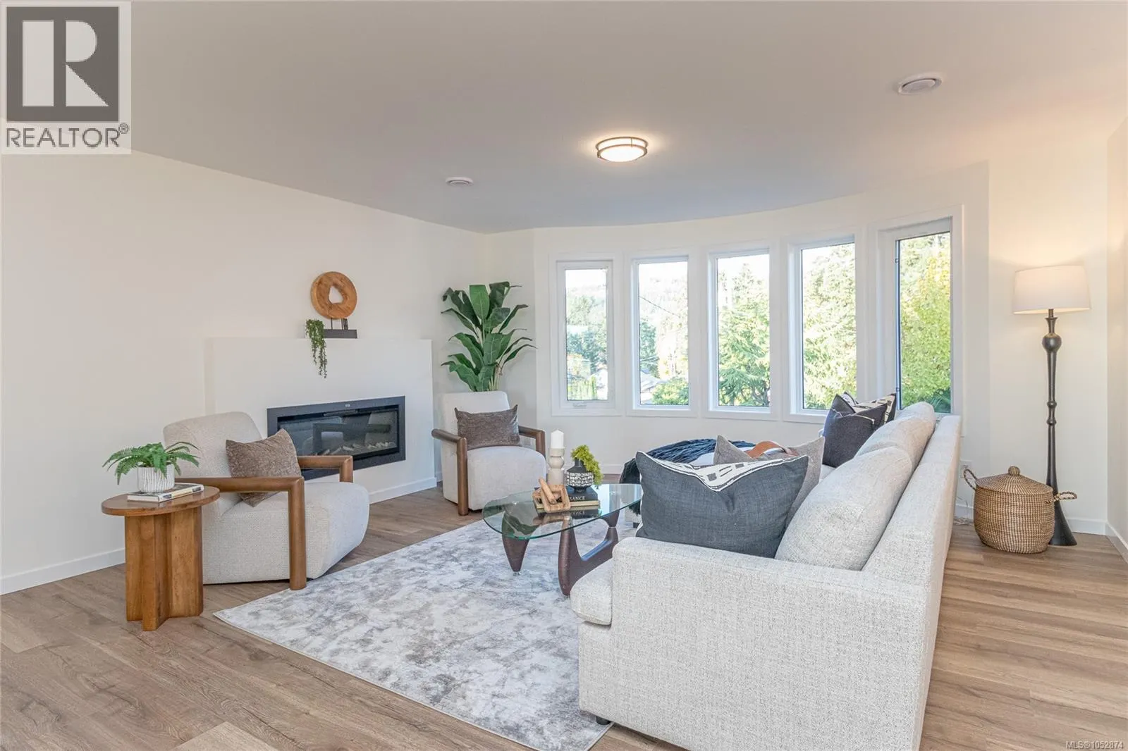 328 Damon Dr