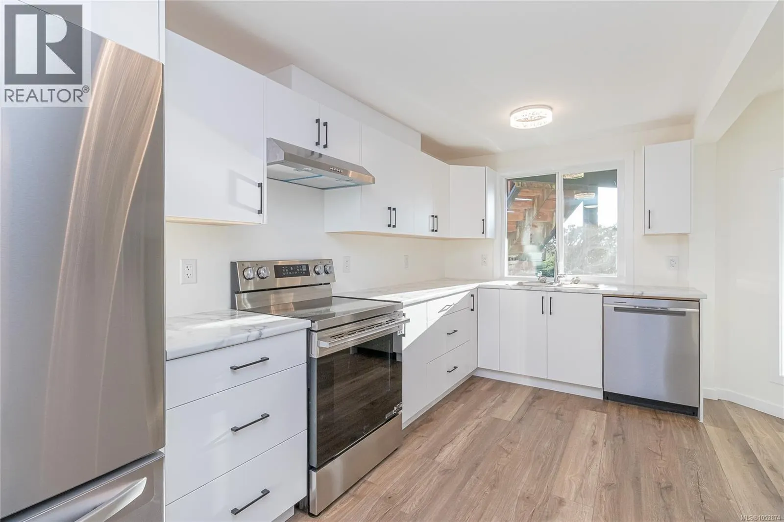 328 Damon Dr