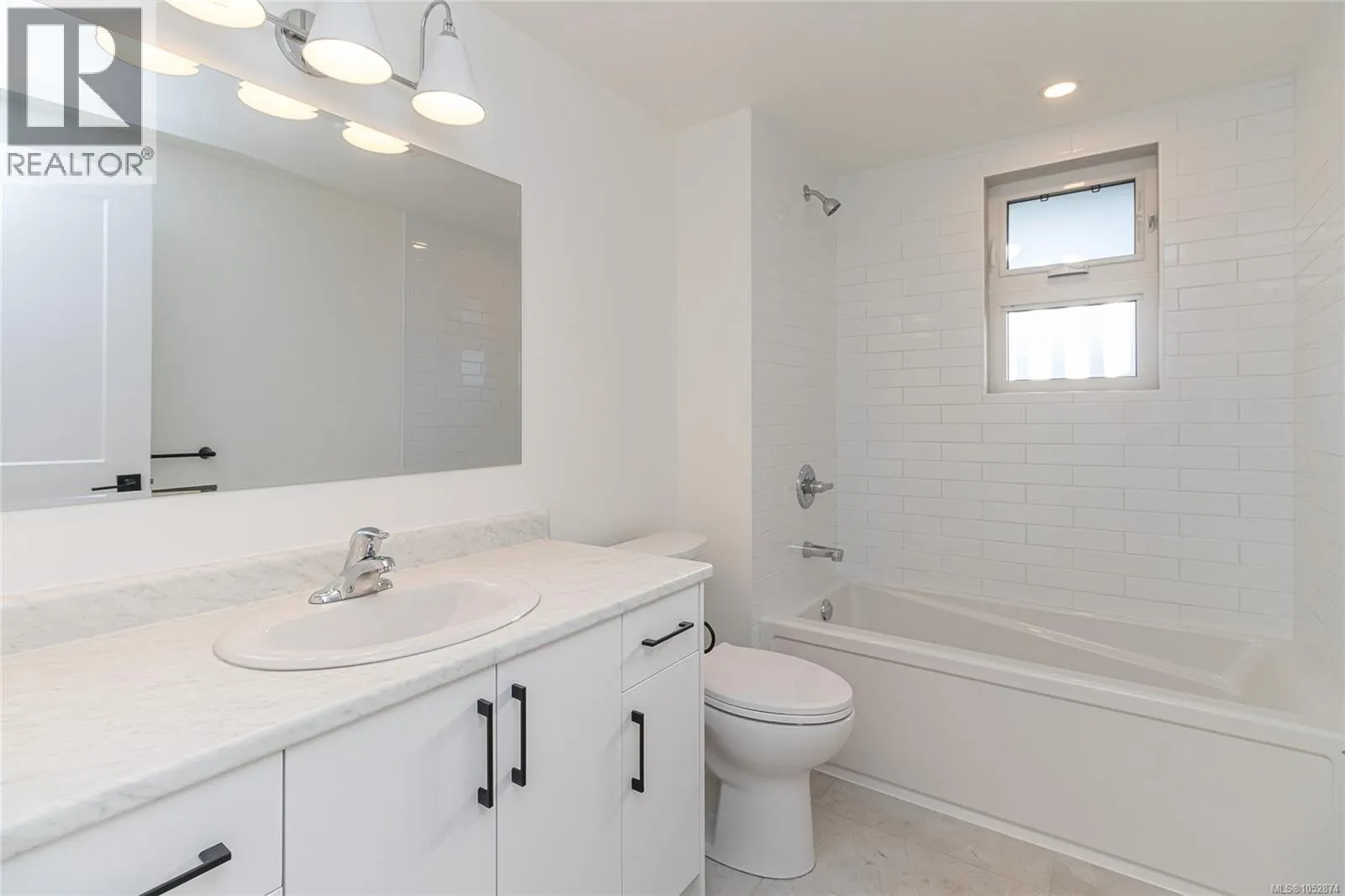 328 Damon Dr