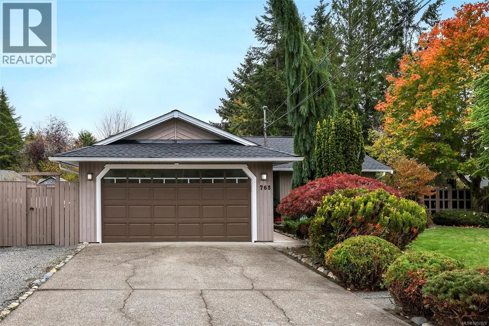 765 Nicolls Dr