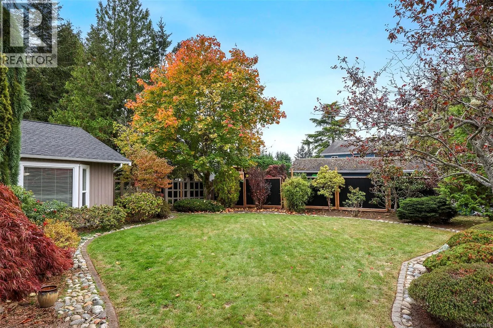 765 Nicolls Dr