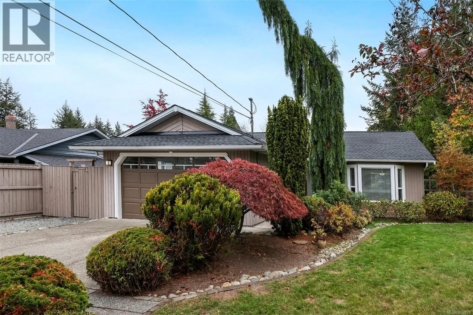 765 Nicolls Dr