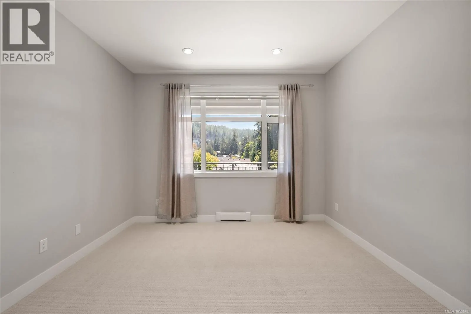 315 2655 Sooke Rd