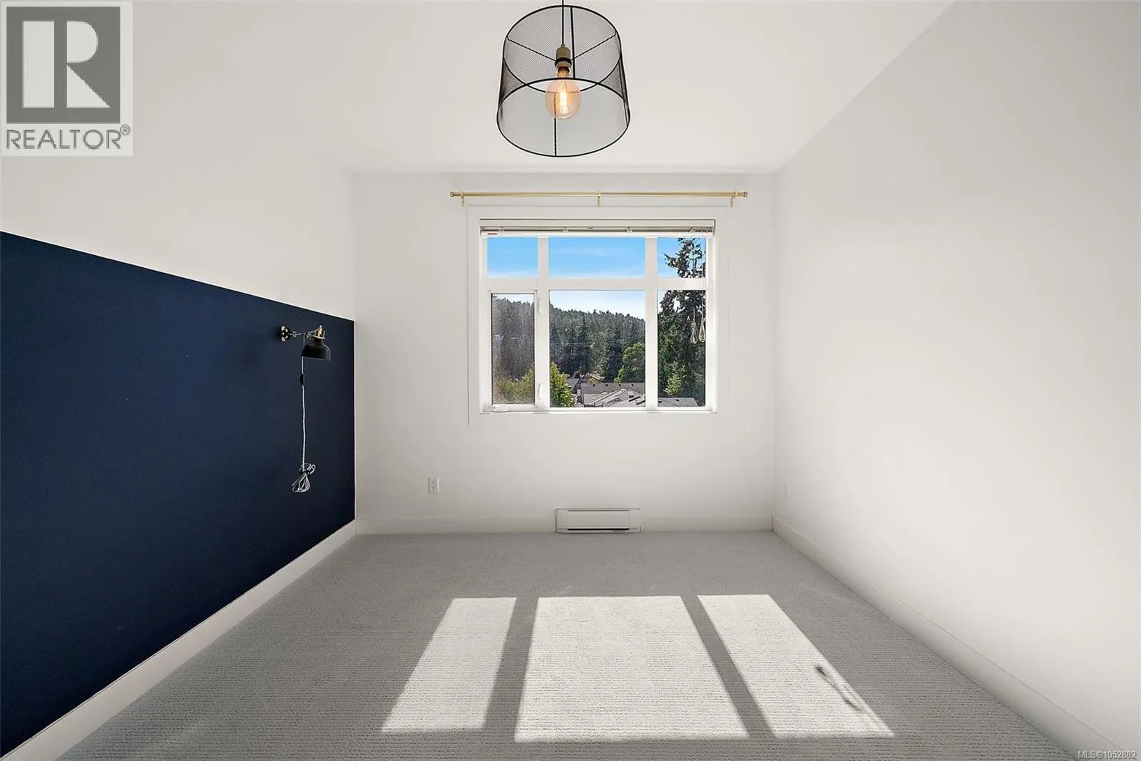 315 2655 Sooke Rd