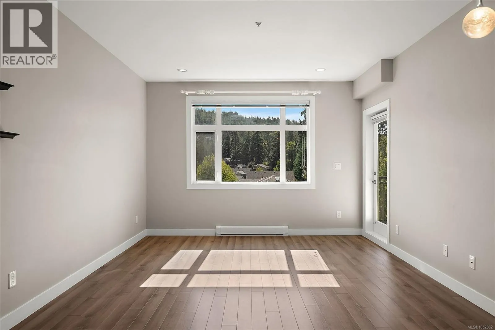 315 2655 Sooke Rd