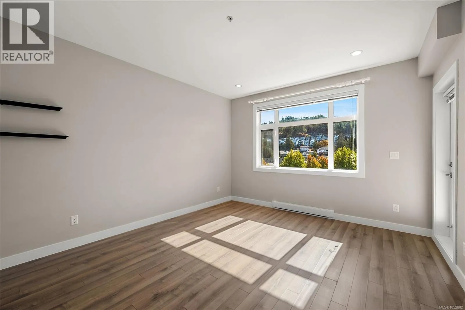 315 2655 Sooke Rd