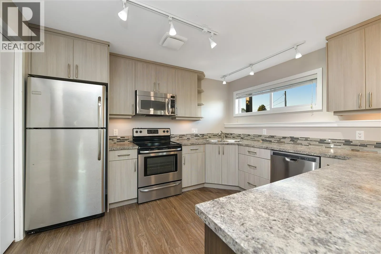 7043 Bickstan Pl