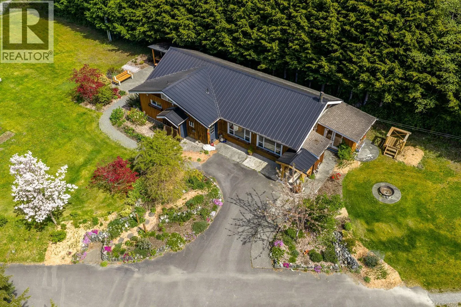 885 Lanqvist Rd