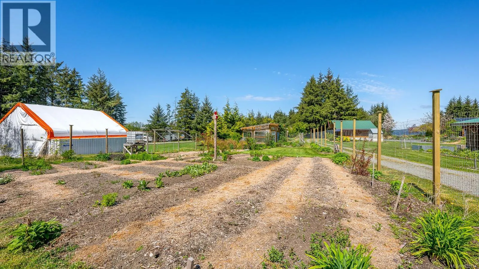 885 Lanqvist Rd