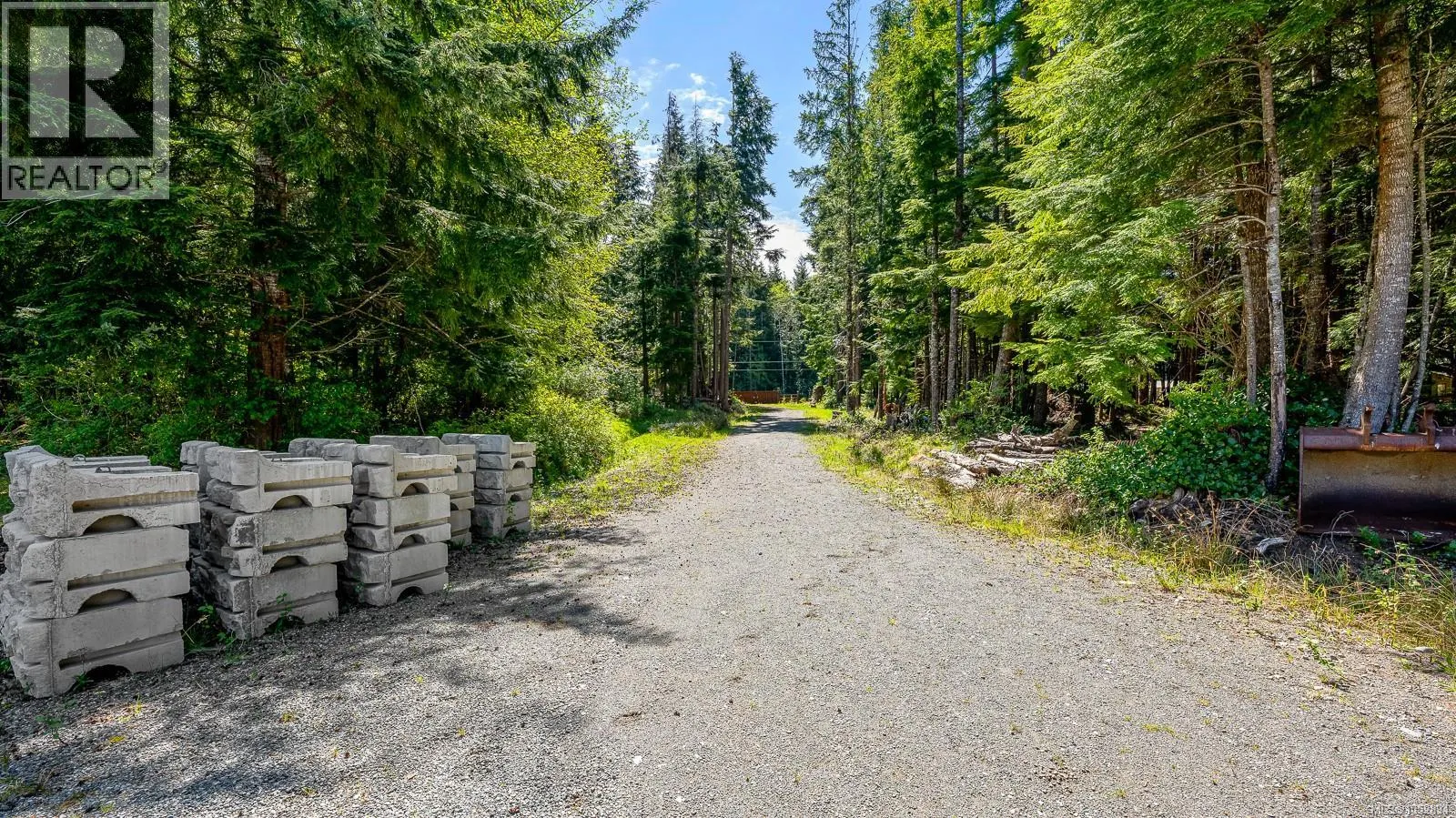 885 Lanqvist Rd
