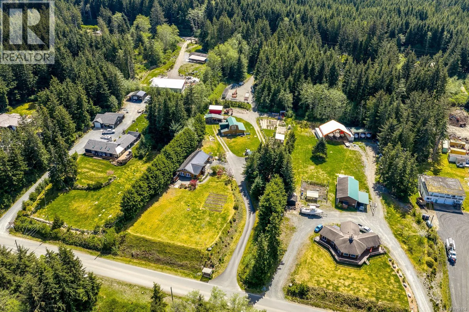 885 Lanqvist Rd