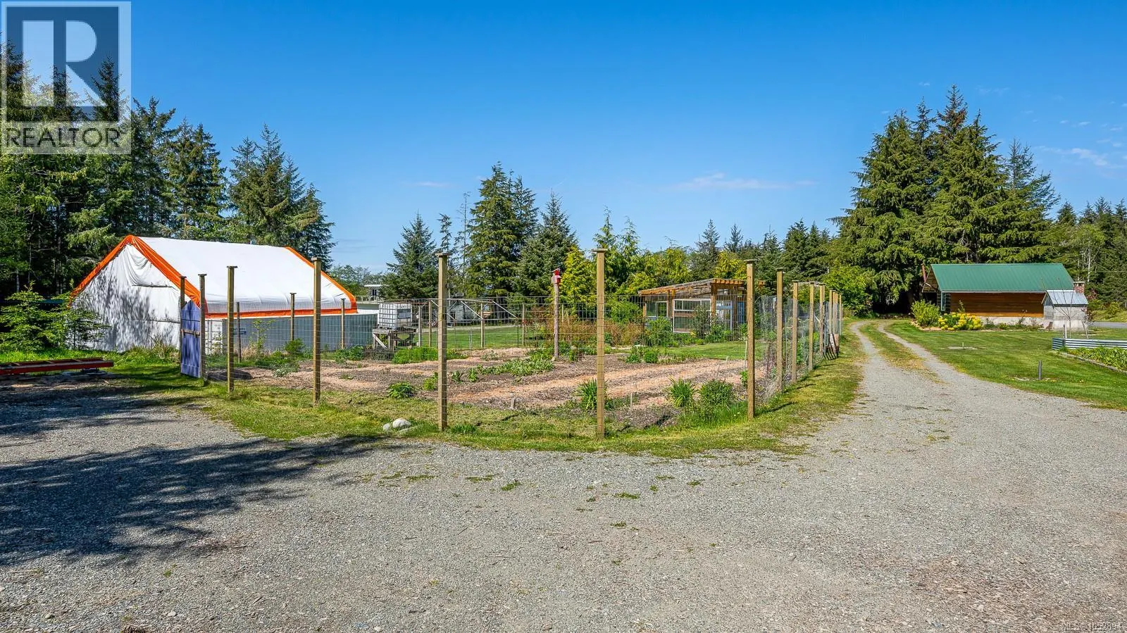 885 Lanqvist Rd