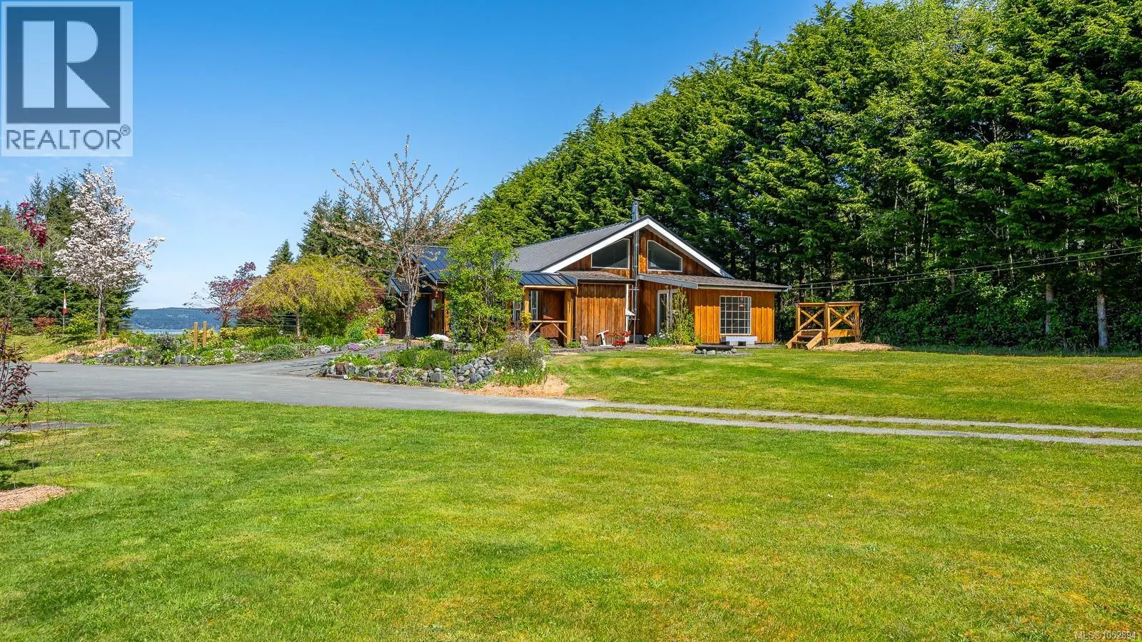 885 Lanqvist Rd