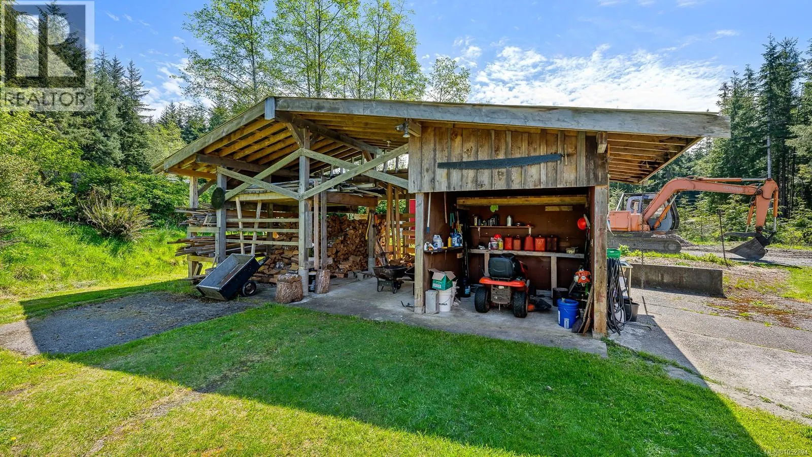 885 Lanqvist Rd