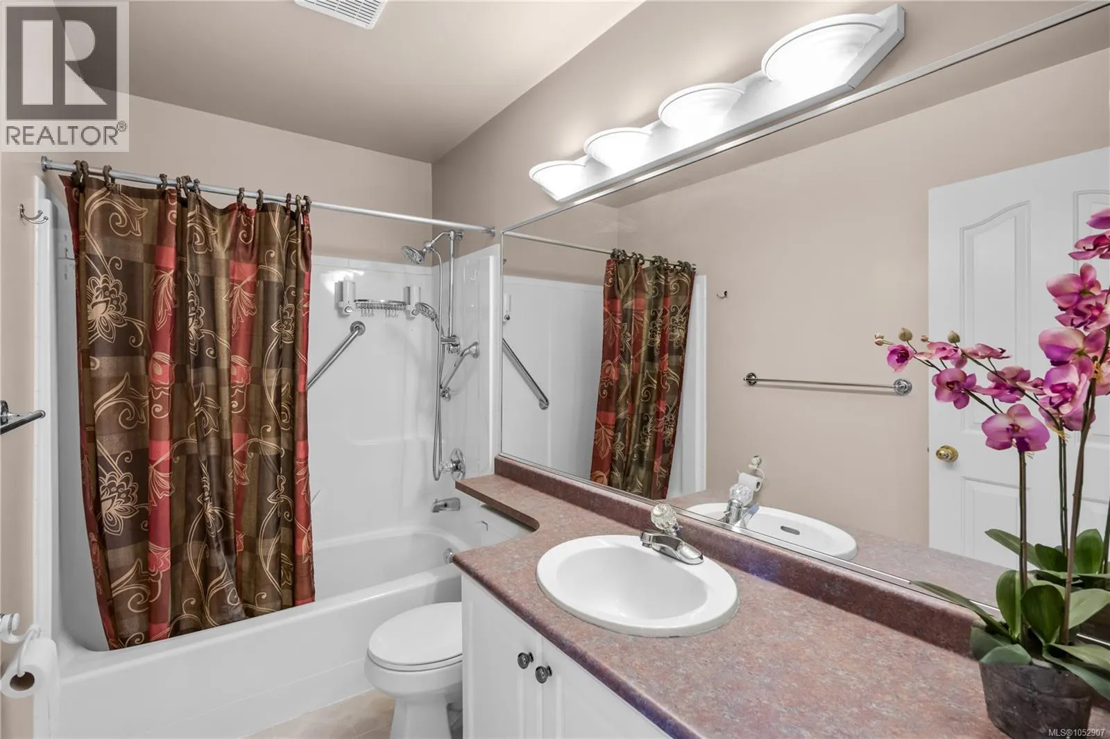 12 118 Aldersmith Pl