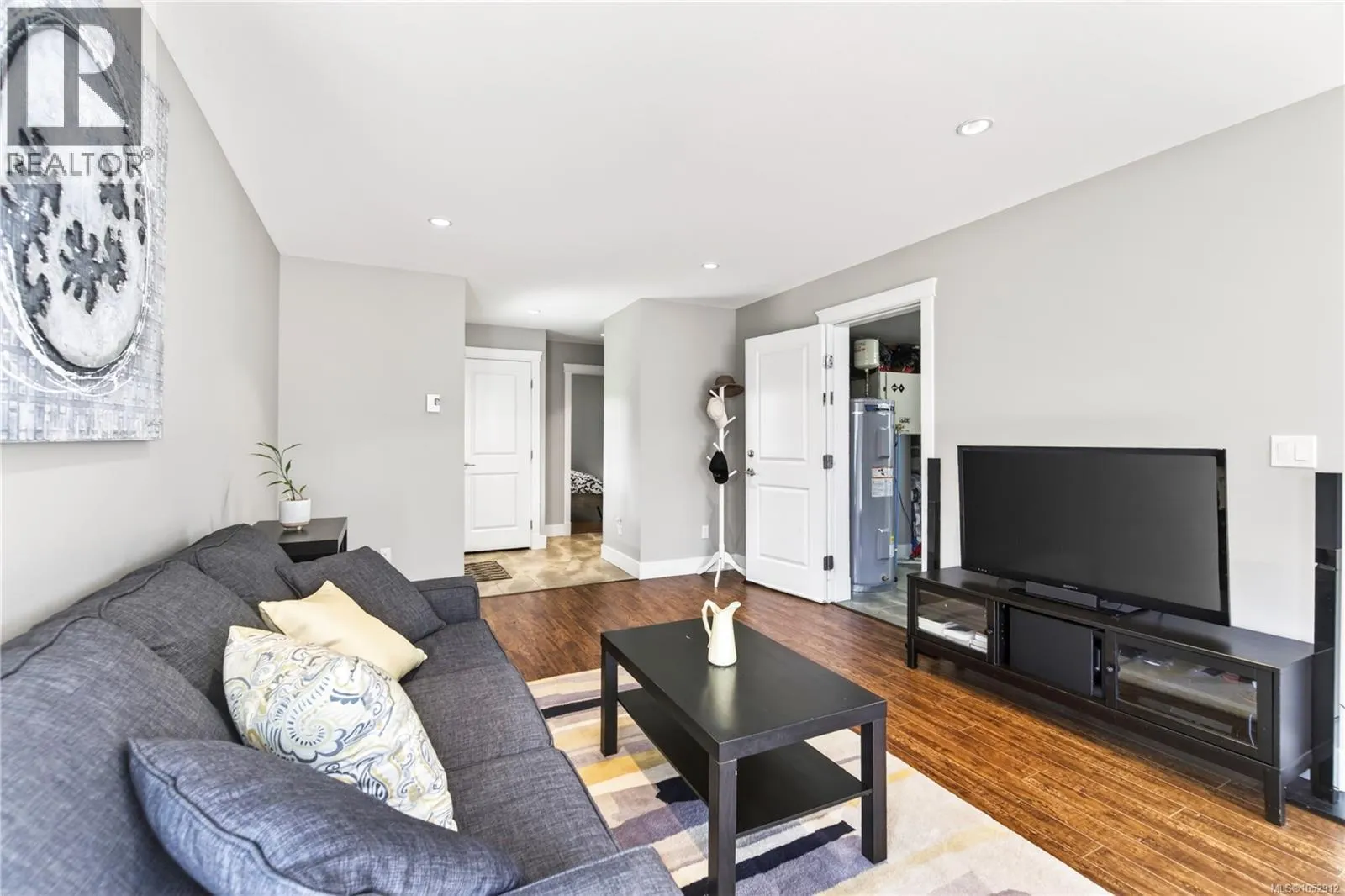 3115 Uplands Dr