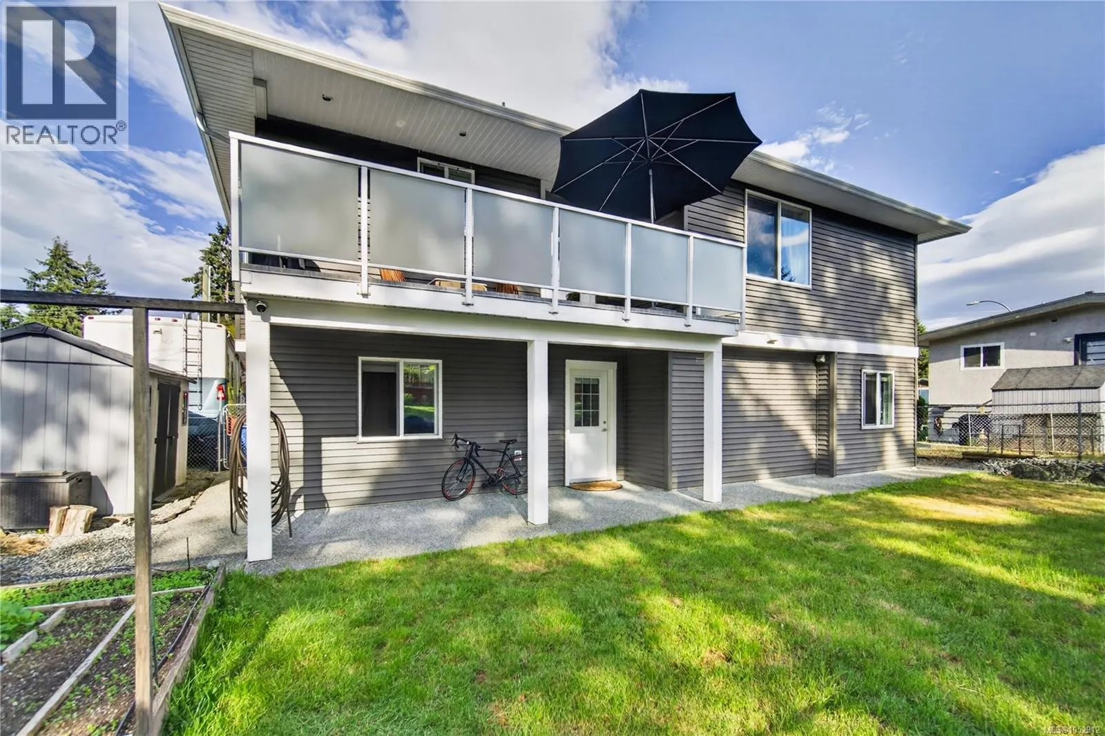 3115 Uplands Dr