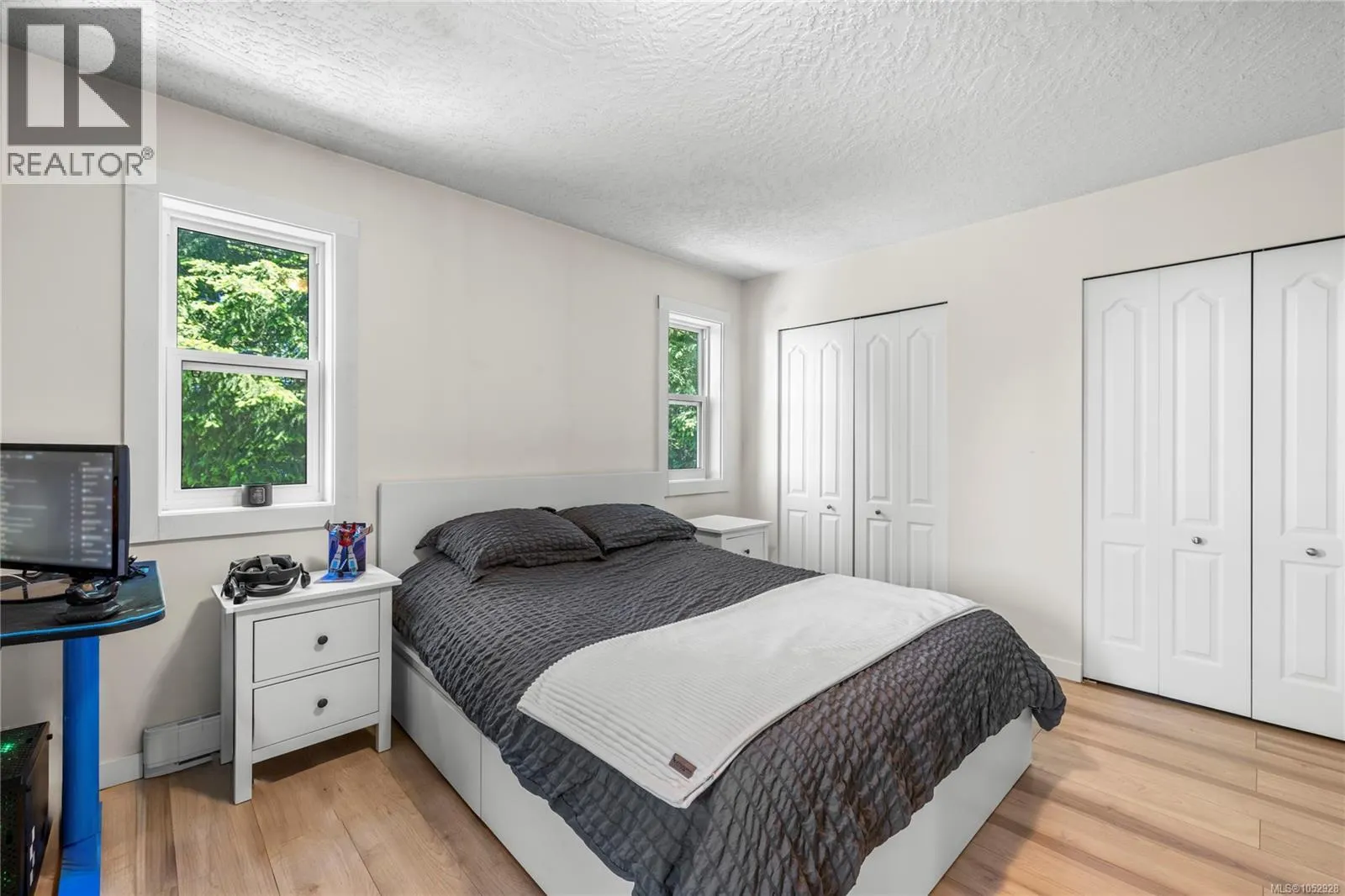 1691 Meadowood Way
