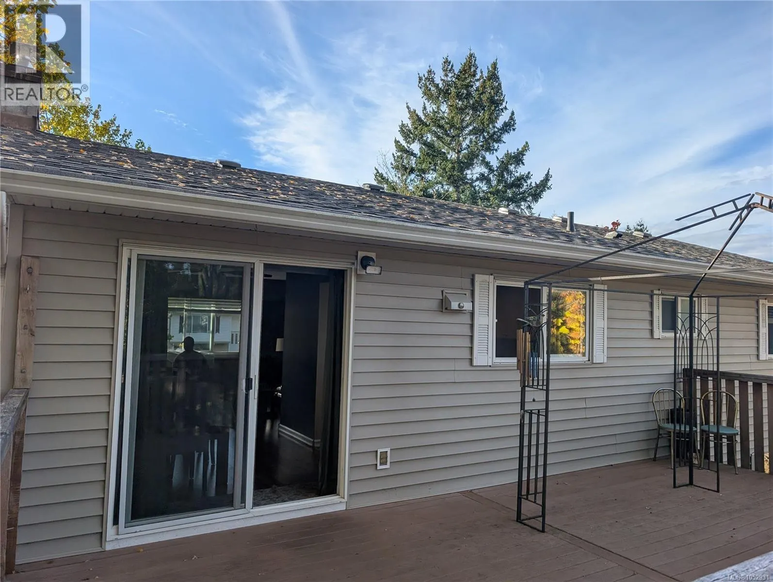 1440 Dogwood Ave