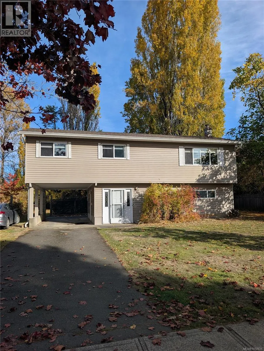 1440 Dogwood Ave