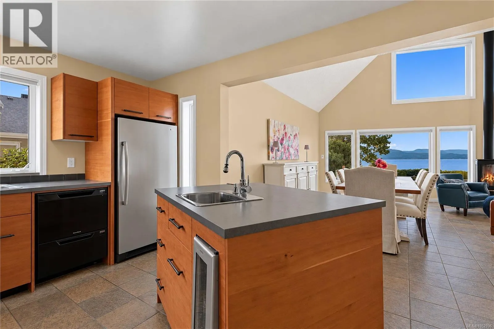 10189 West Saanich Rd