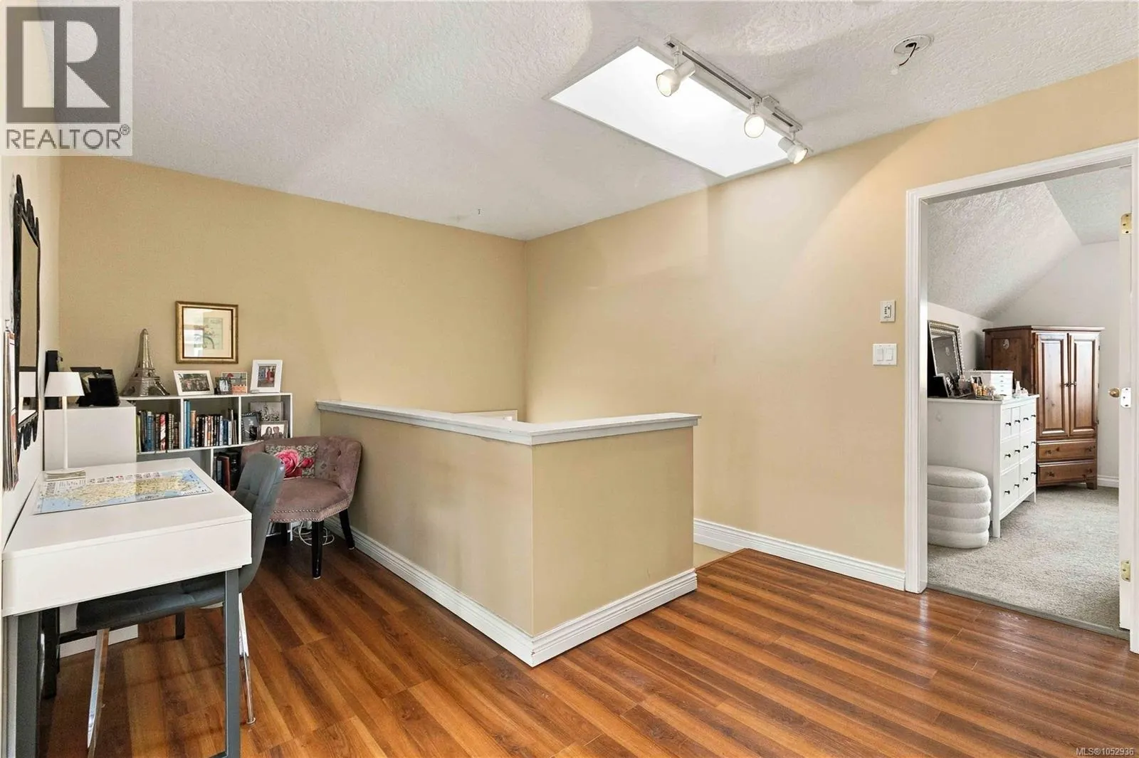 10189 West Saanich Rd