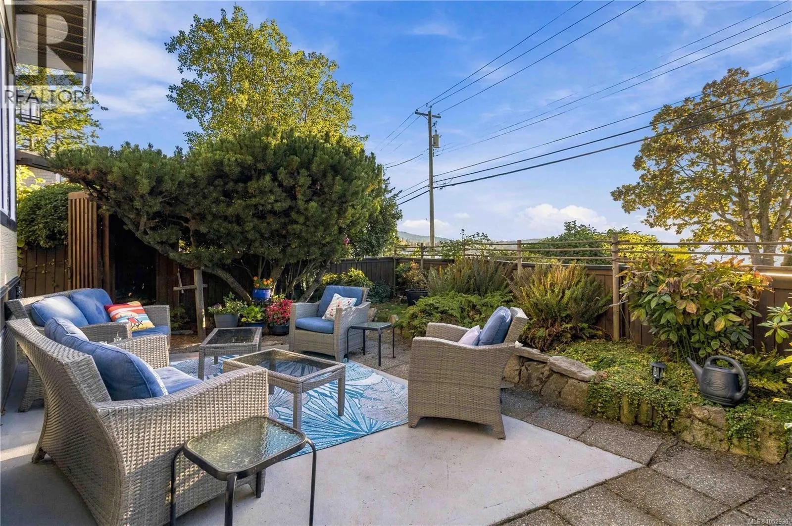 10189 West Saanich Rd