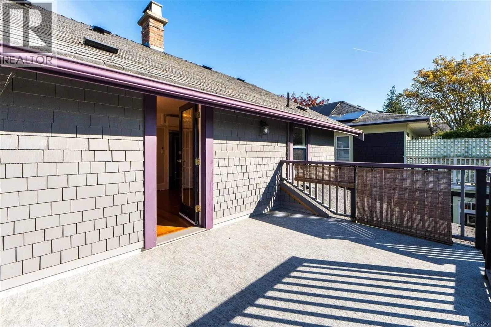 1271 McKenzie St