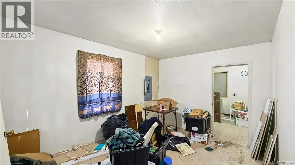 641 Dogwood St