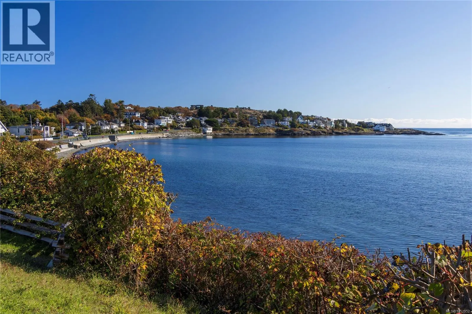 218 Beach Dr