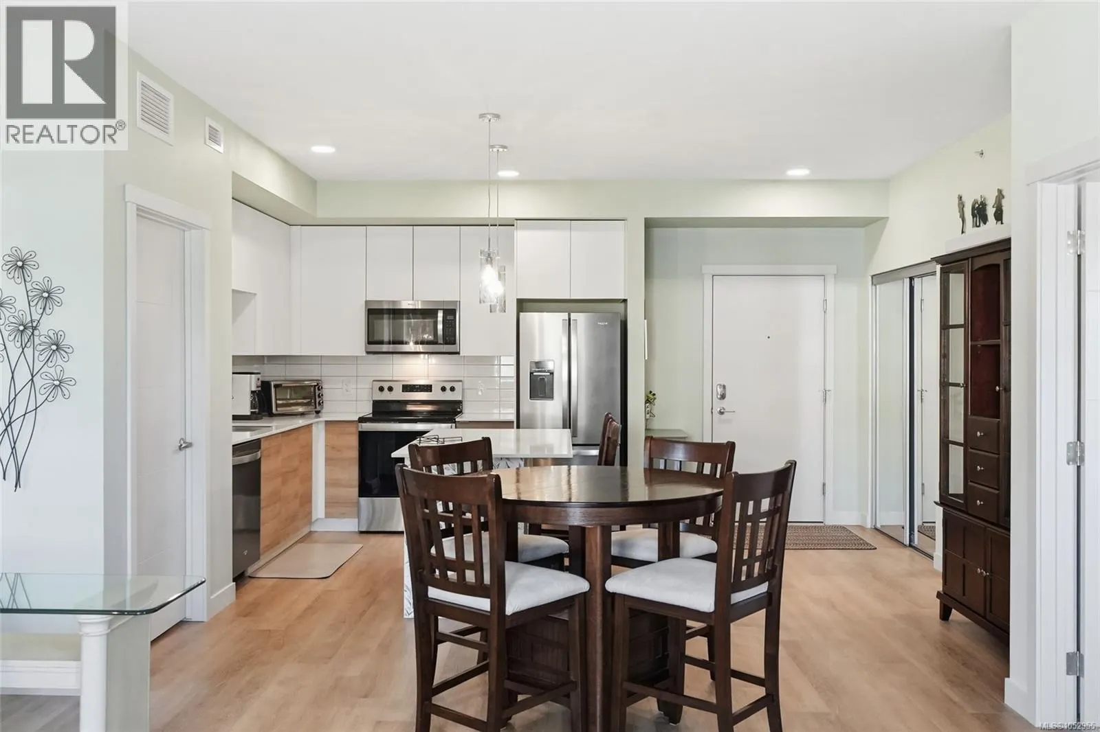 420 4830 Cedar Ridge Pl