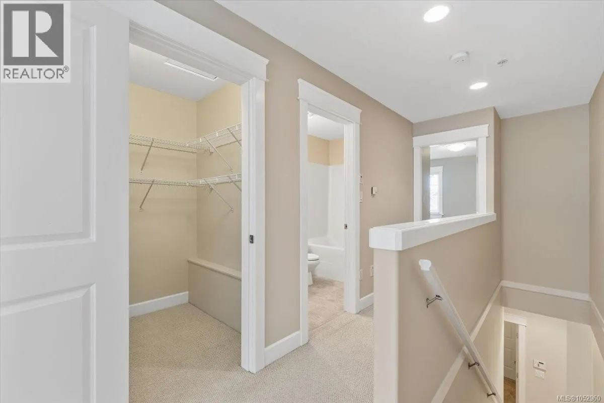 6347 Pinewood Lane