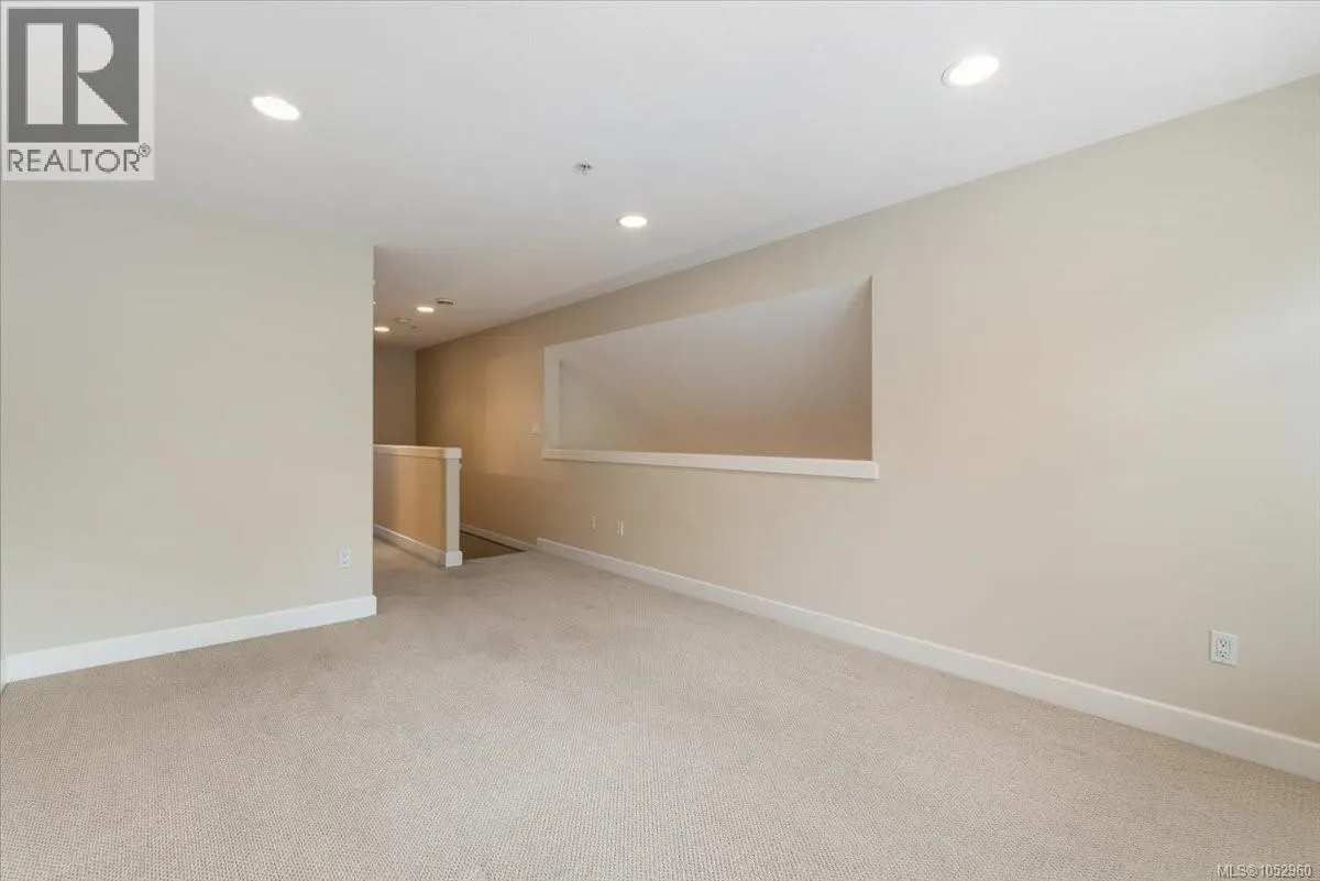 6347 Pinewood Lane