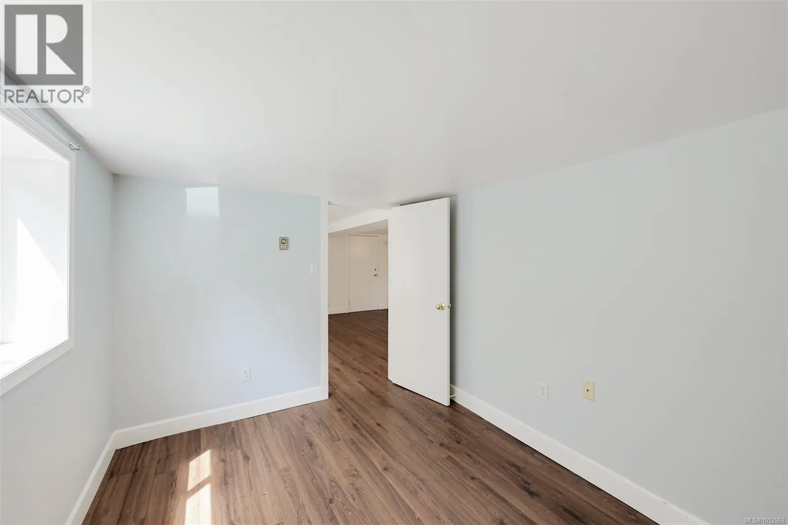1620 Camosun St