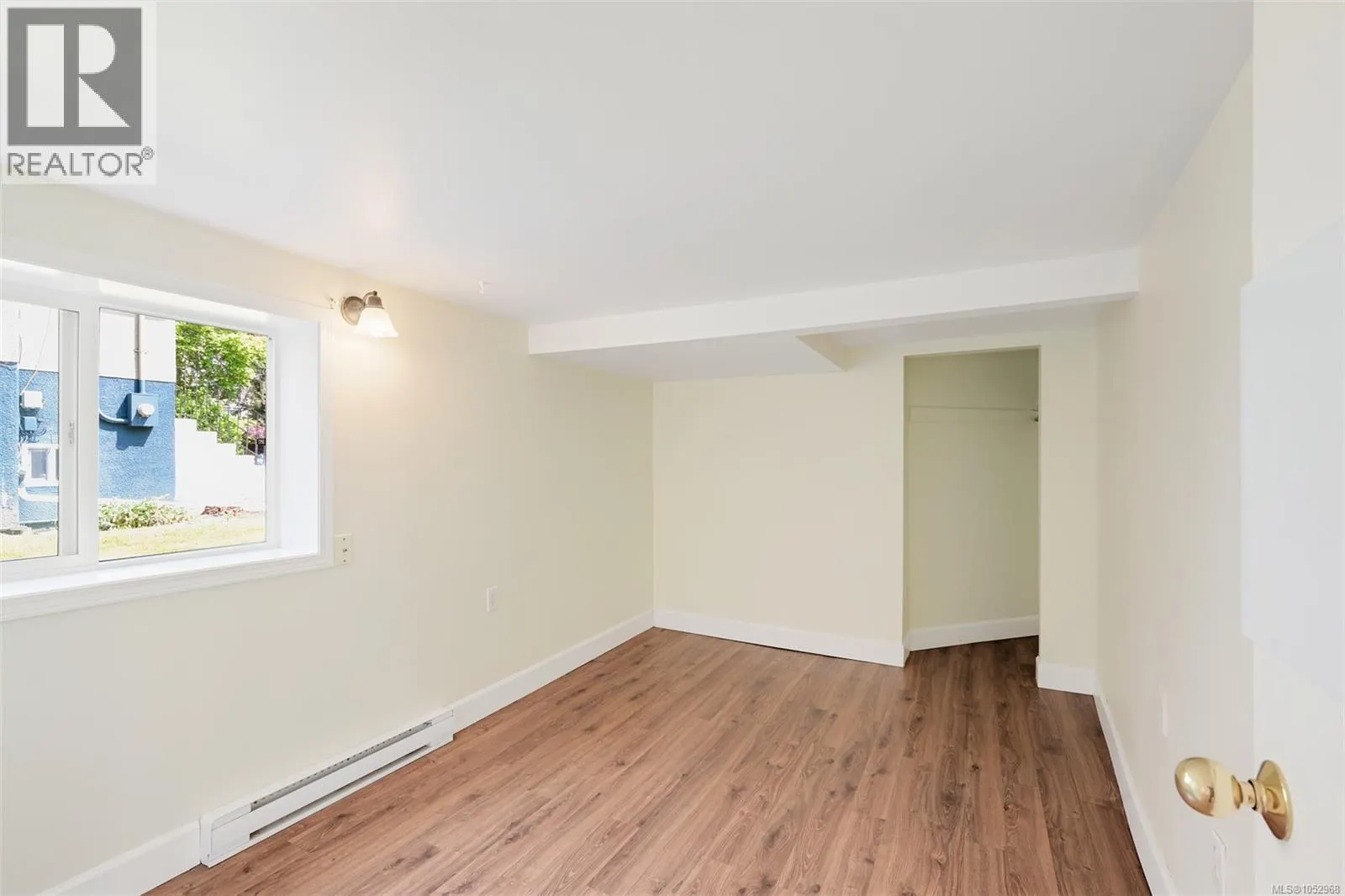 1620 Camosun St