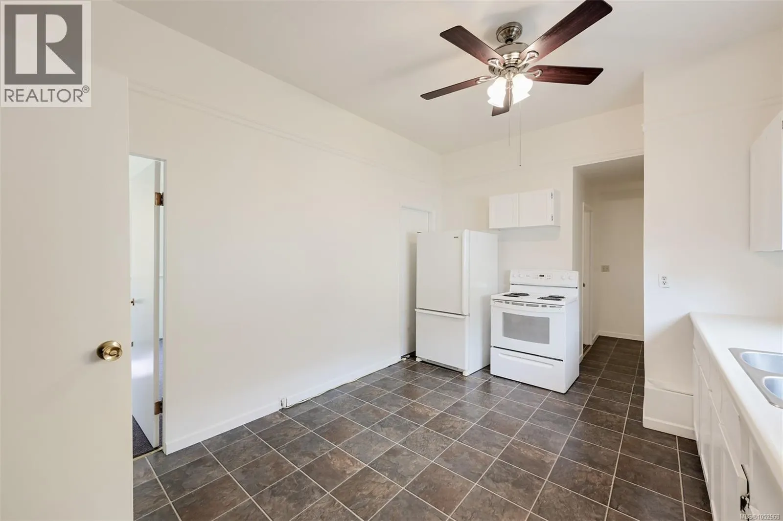 1620 Camosun St