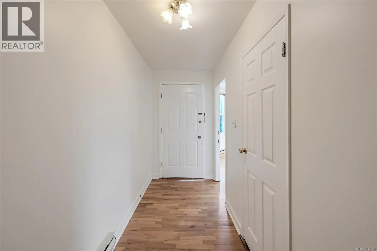 1620 Camosun St