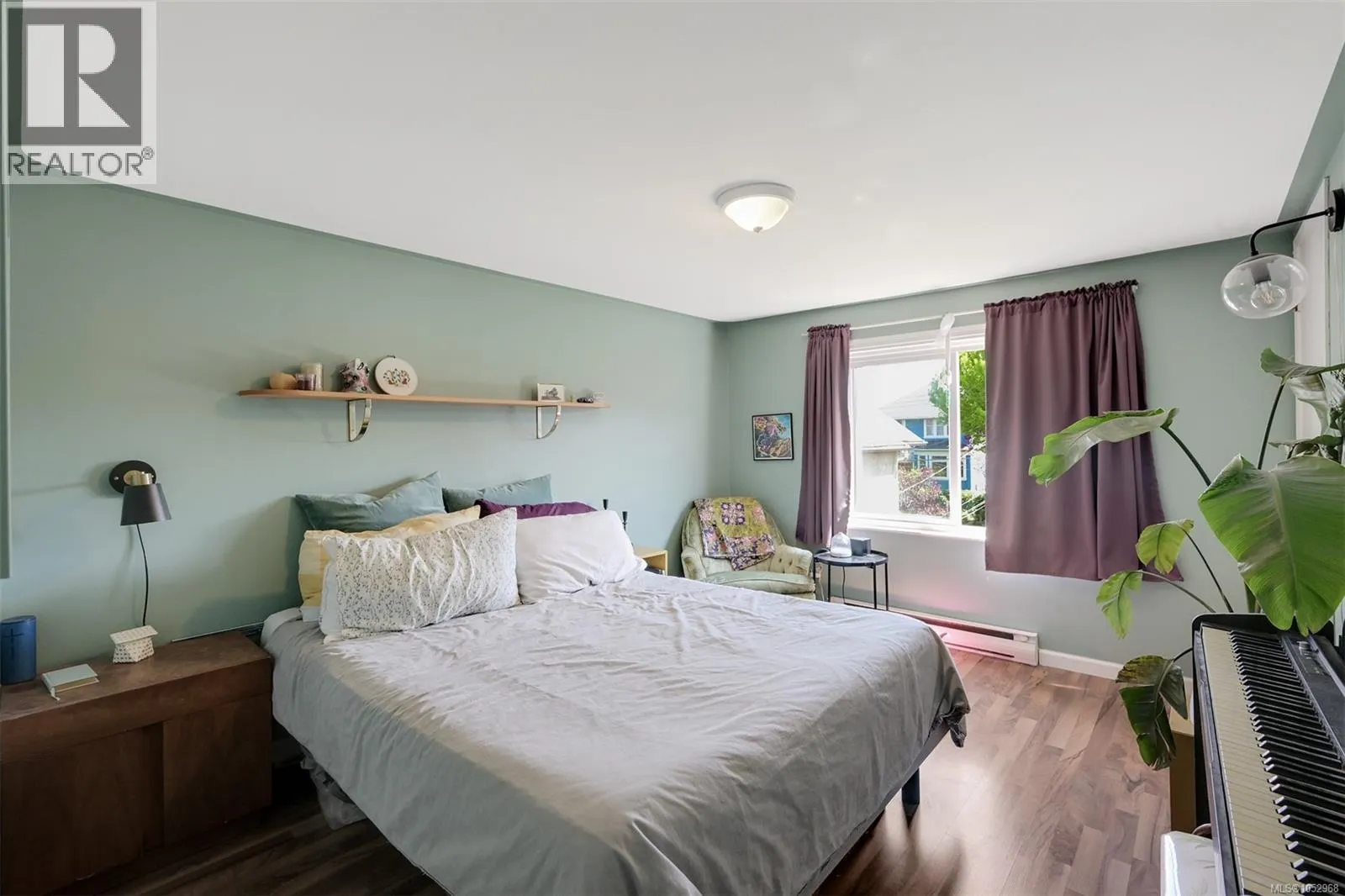 1620 Camosun St
