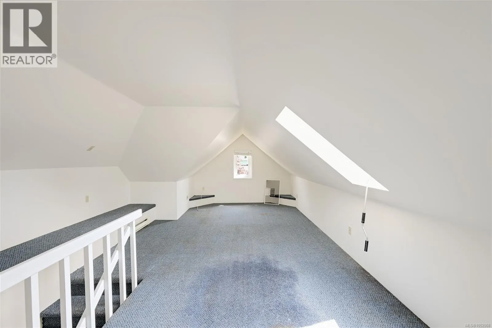1620 Camosun St