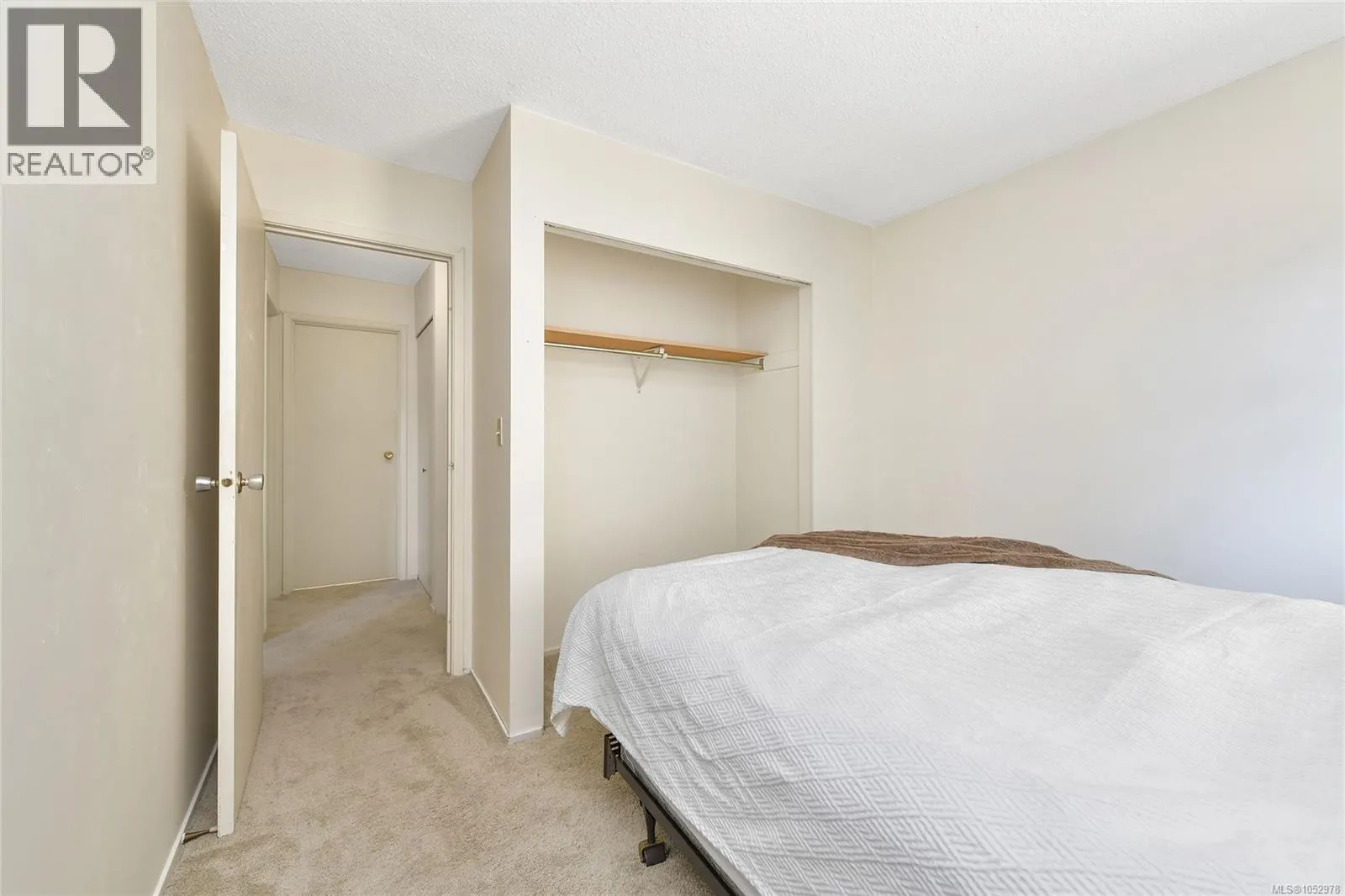 4039 Daffodil Pl