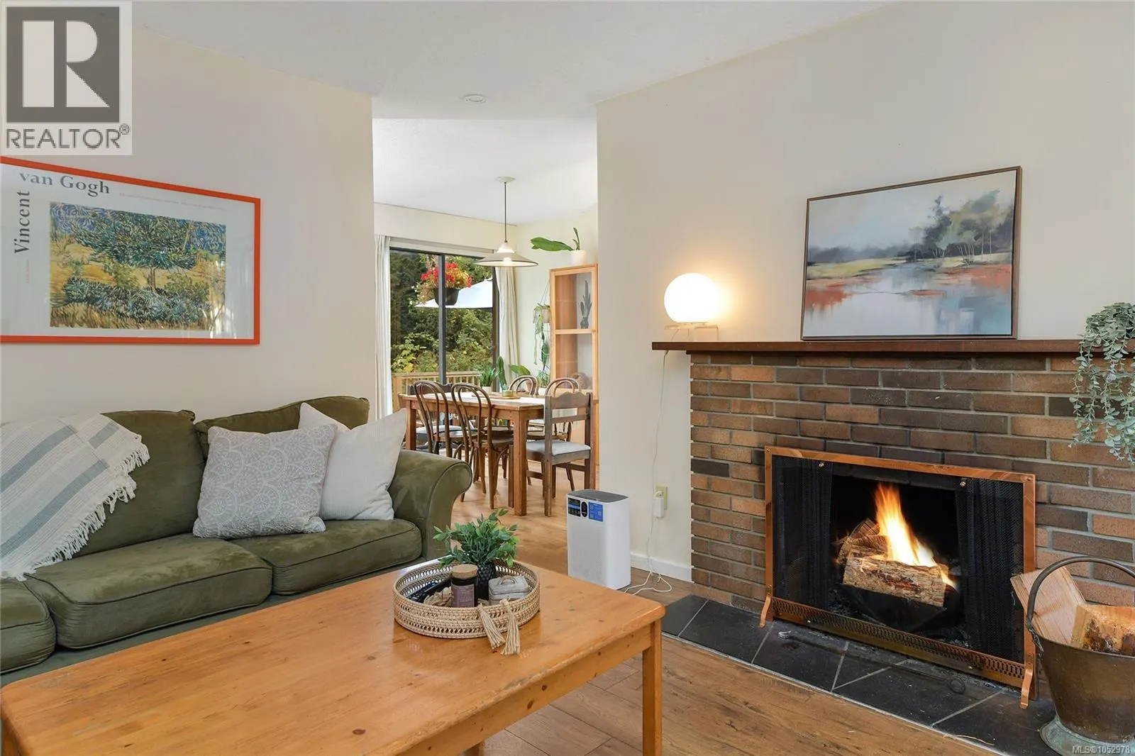 4039 Daffodil Pl