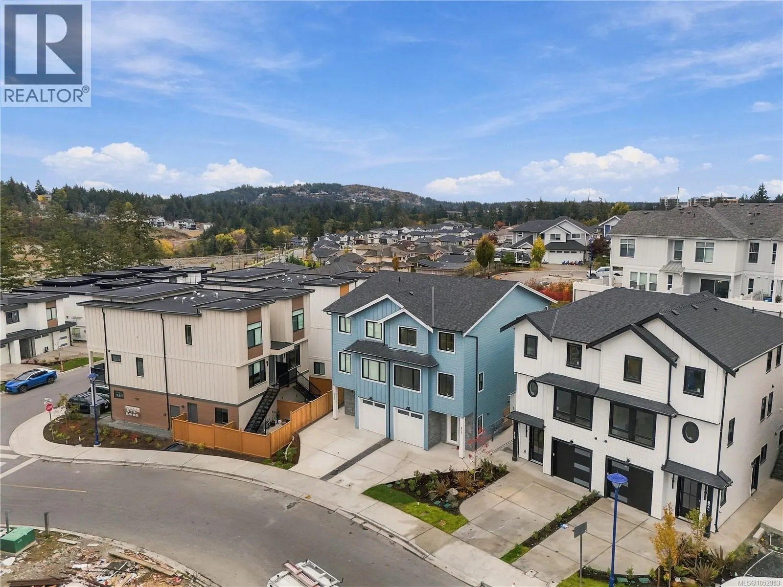 817 BLACKBIRD Pl